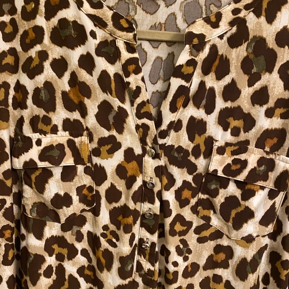 Multicolored Plus Size Leopard Top Shirt - Picture 6 of 7
